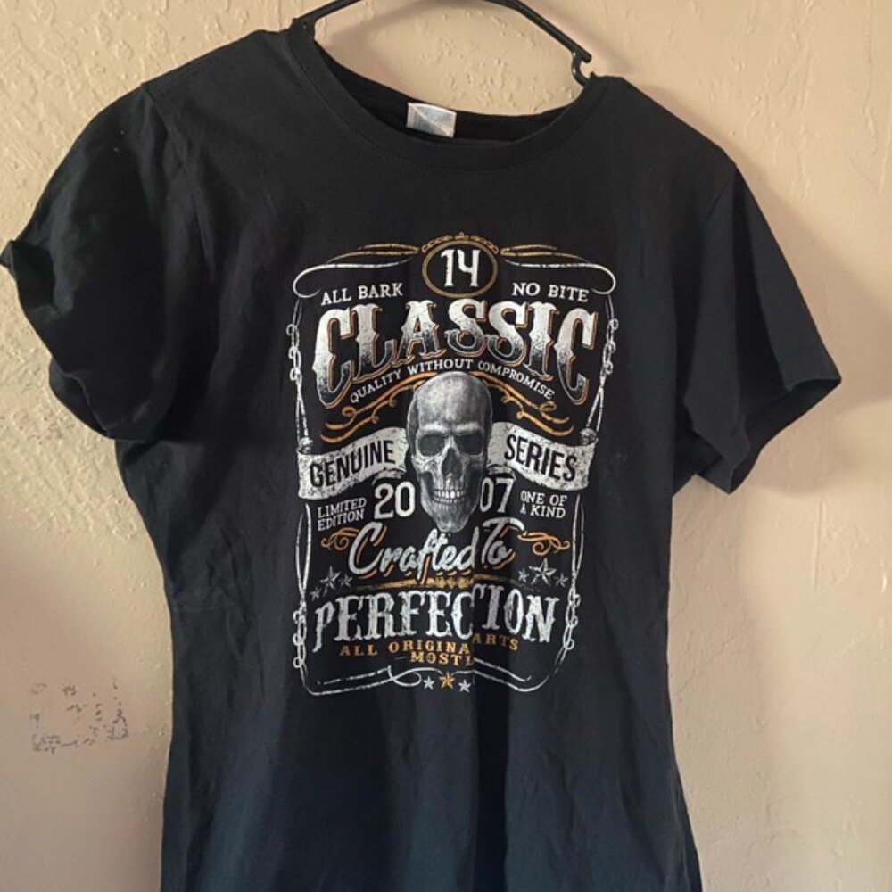 Skelton t-shirt